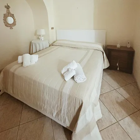 Appartamentino Comodo * Noci
